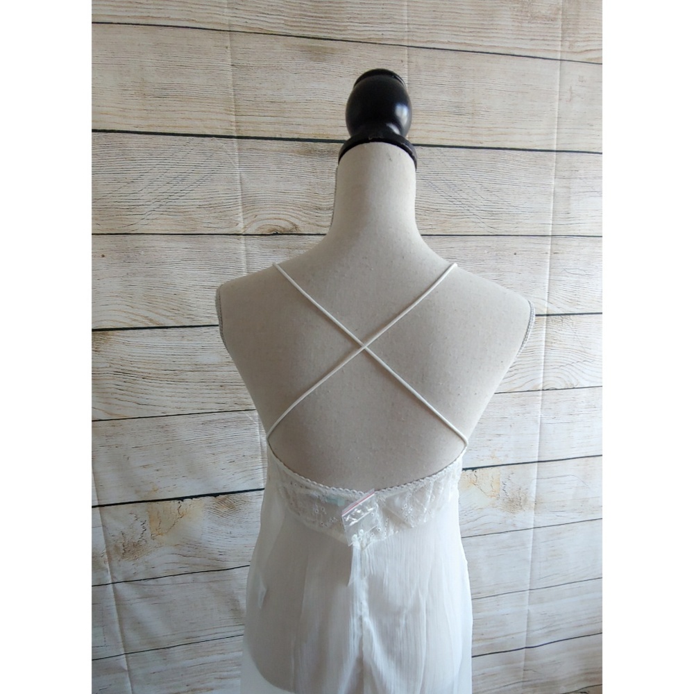 Lillian High Low Lace Sheer Blouse - Picture 6 of 7